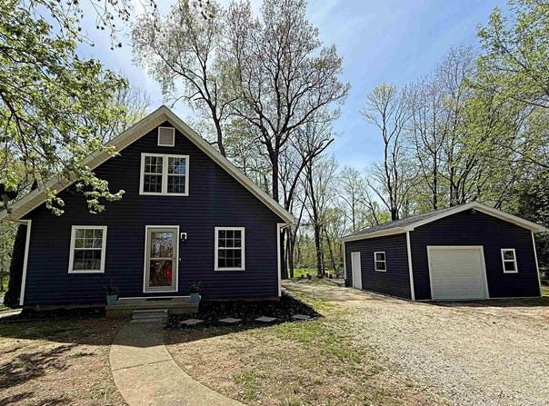 405 Southview Drive, Washington, IN 47501