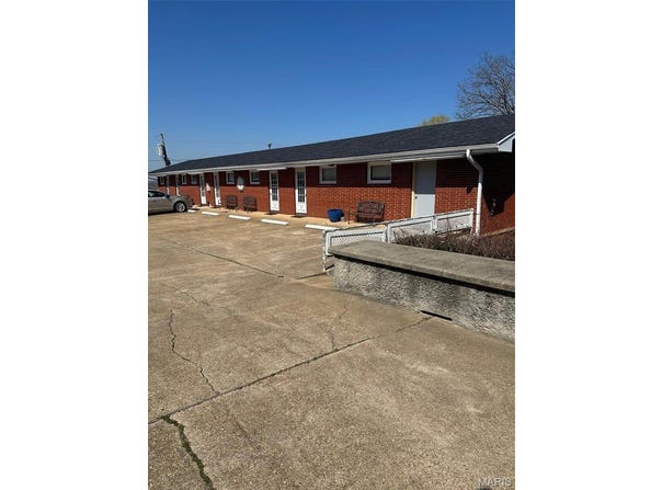 1307 Walnut, Doniphan, MO 63935