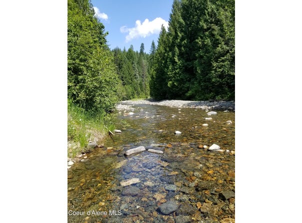 Nna Grouse Creek Road, Sandpoint, ID 83864