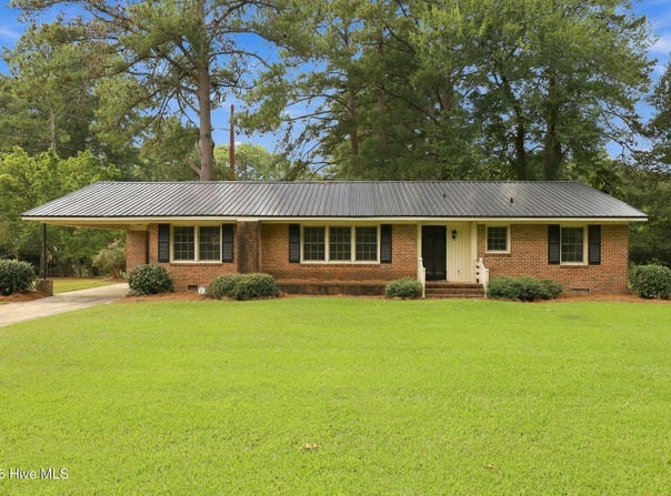 405 S Broad Street, Robersonville, NC 27871