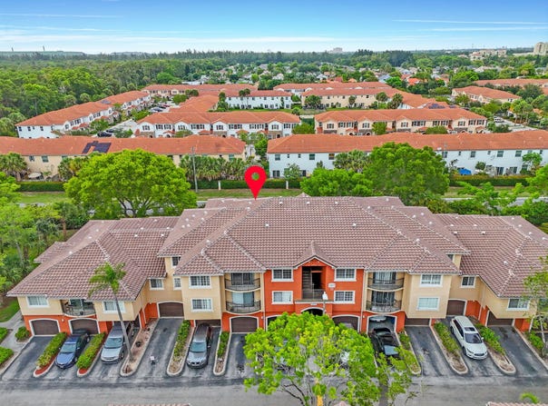 4183 N Haverhill 713 Road, West Palm Beach, FL 33417