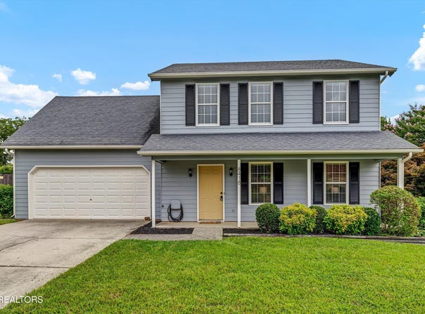 8418 Foxworth Tr, Powell, TN 37849