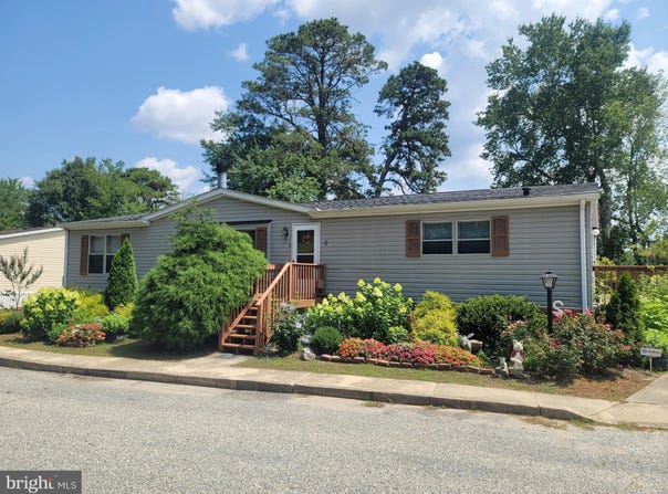 2 EISENHOWER BOULEVARD, MILLVILLE, NJ 08332