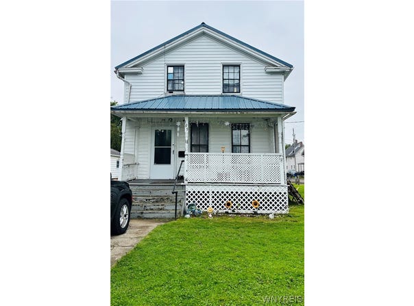 105 Sisson Street, Dunkirk, NY 14048