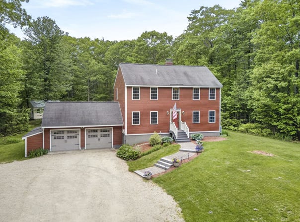 141 Mitchell Road, Nottingham, NH 03290