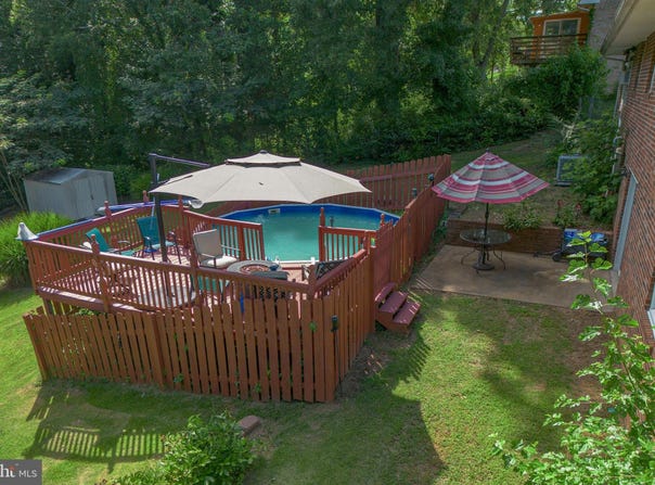 215 MOUNT PLEASANT BOULEVARD, FREDERICKSBURG, VA 22405