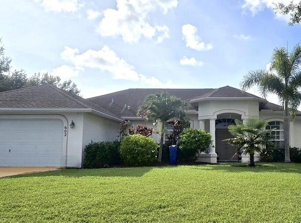602 SW Pueblo Terrace, Port Saint Lucie, FL 34953