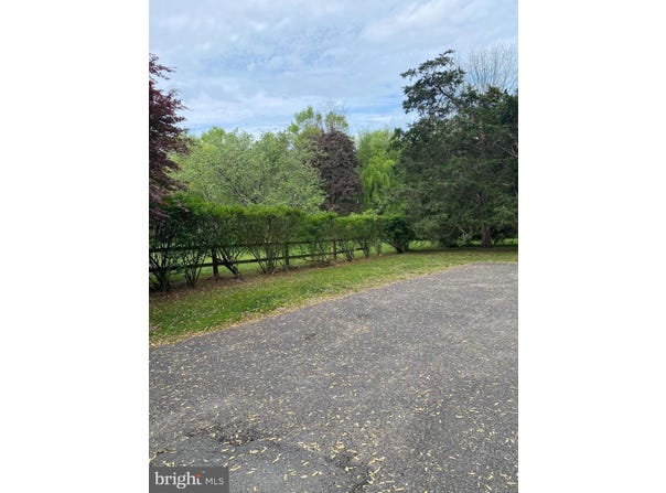 1210 ROUTE 130, ROBBINSVILLE, NJ 08691