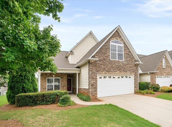 28 Barnwood Circle unit: 7A-Ph, Greenville, SC 29607