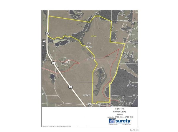 242 Route DD, Cairo, MO 65239