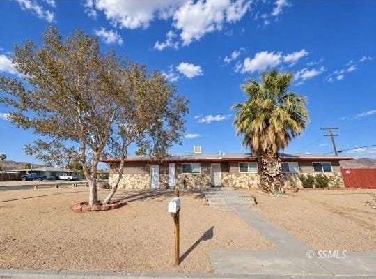 14018 Fir, Trona, CA 93562