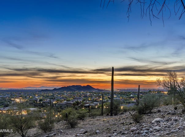 8989 E QUARTZ MOUNTAIN Drive, Gold Canyon, AZ 85118