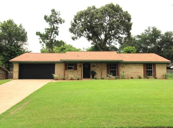 818 Clinton, Athens, TX 75751