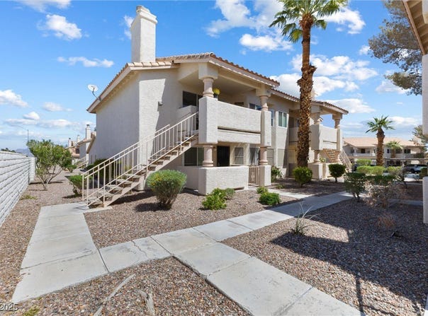 925 Boulder Mesa Drive, Las Vegas, NV 89128