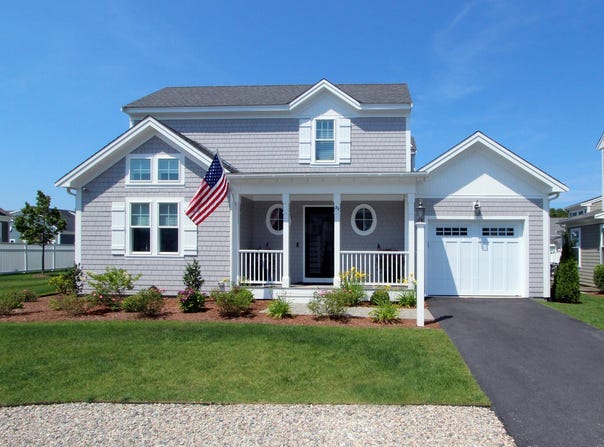 79 Cobblestone Circle, Mashpee, MA 02649