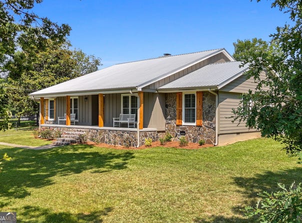 8272 Old Zebulon Road, Molena, GA 30258