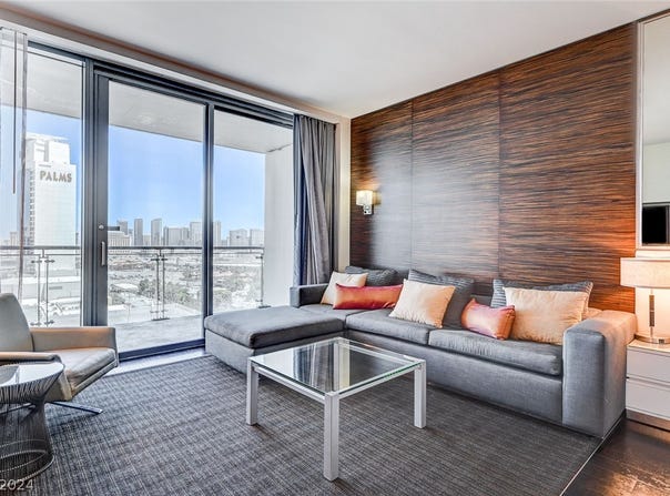 4381 W Flamingo Road, Apt 1512, Las Vegas, NV 89103 Apartment for Sale