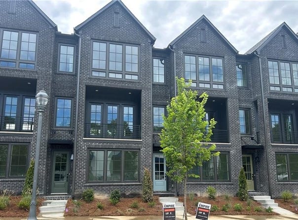 2645 Mackintosh Court, Brookhaven, GA 30319