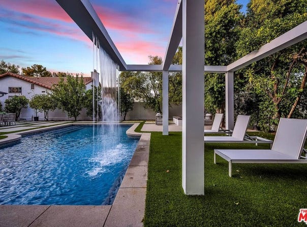 5236 Reseda Blvd, Tarzana, CA 91356