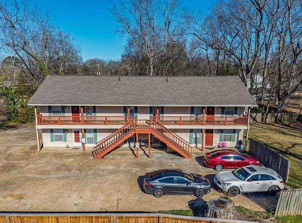 100 Potts St, BATESVILLE, MS 38606