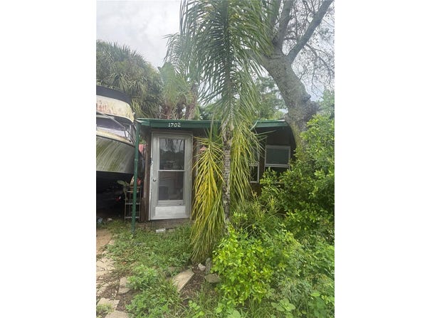 1702 HOLIDAY DRIVE, HOLIDAY, FL 34691
