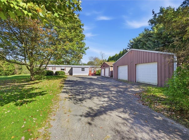 3032 Oneida Valley Rd, Venango Twp, PA 16040