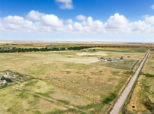 6855 Yulle Road, Bennett, CO 80102