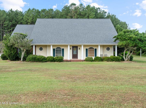 12027 County Road 280, Vossburg, MS 39366