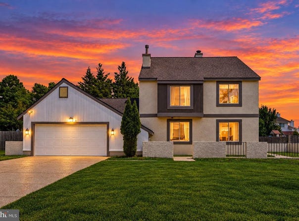 14 COUNTRY Walk, CHERRY HILL, NJ 08003