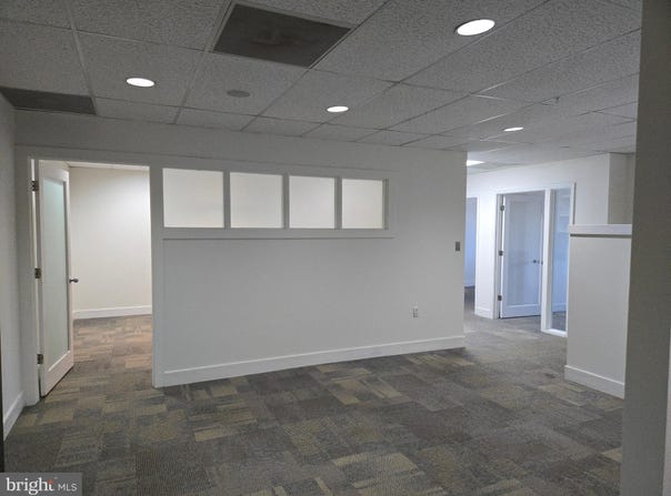 3875 PLAZA DRIVE, FAIRFAX, VA 22030