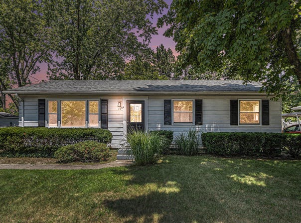 1824 Greenview Avenue, Portage, MI 49024