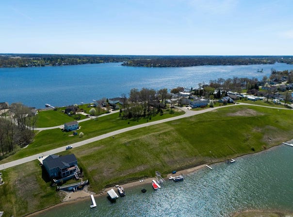 960 Ln 282 Hamilton Lk Lot 180, Hamilton, IN 46742