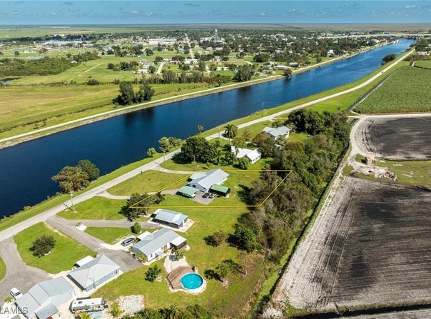2099 River Road, Moore Haven, FL 33471