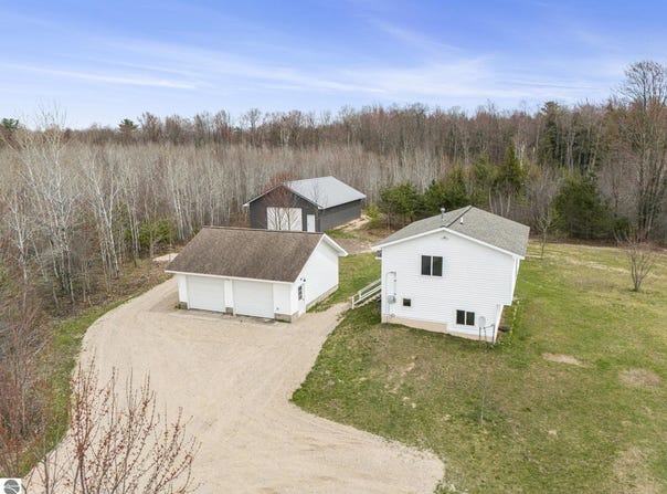 19279 St. Johns Road, Interlochen, MI 49643