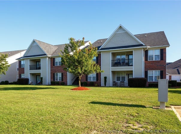 3940 Bardstown Ct unit: 201, Fayetteville, NC 28304