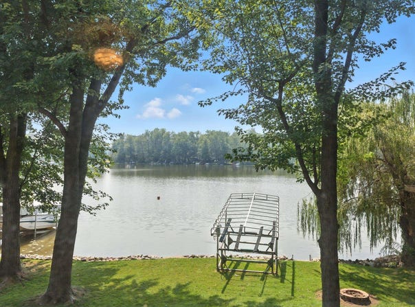 6240 S 085 W Messick Lake, Wolcottville, IN 46795
