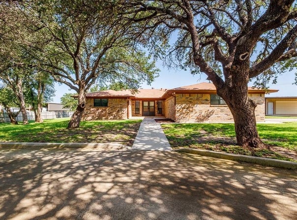 314 Mark Allen Drive, Early, TX 76802