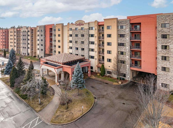 2411 River Road, Wisconsin Dells, WI 53965