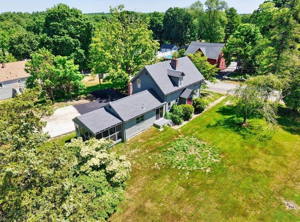 6 Nemasket Street, Middleboro, MA 02346
