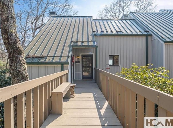 804 Vz Top Road, Highlands, NC 28741