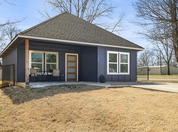 1325 Houston, Durant, OK 74701
