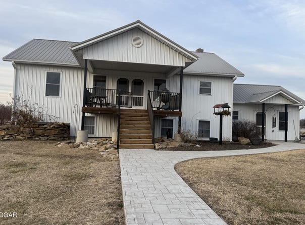 2116 5000 Road, Chetopa, KS 67336