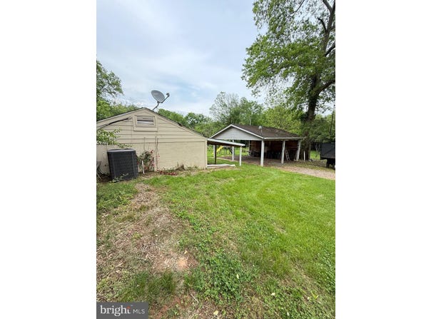 7421 LAKE DRIVE, MANASSAS, VA 20111