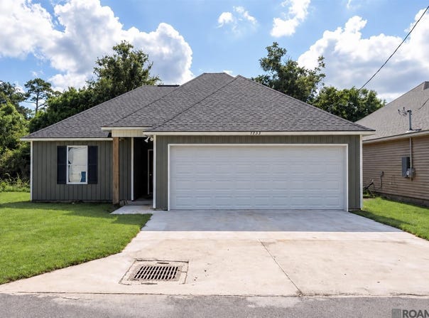 1395 RAVIER LN, LA 70780