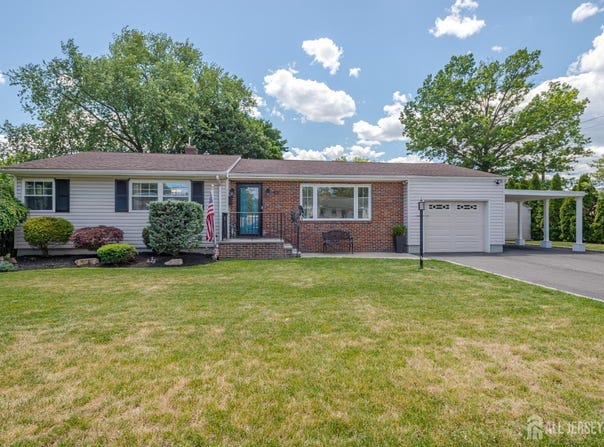 108 Howard Avenue, Middlesex, NJ 08846