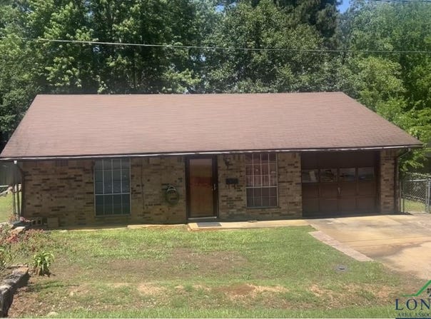 305 E Maple Street, White Oak, TX 75693