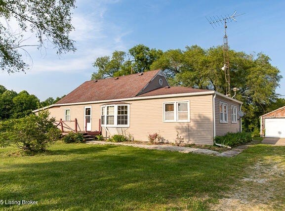 4883 S Reeves Rd, Scottsburg, IN 47170