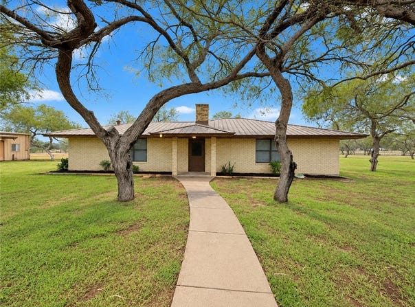 606 E Fm 628, Riviera, TX 78379