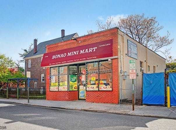 37 Fair St, Hackensack City, NJ 07601-5408