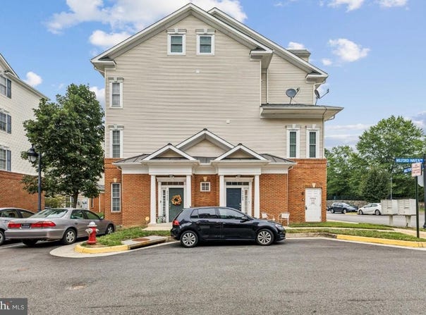 8940 MILFORD HAVEN COURT, LORTON, VA 22079